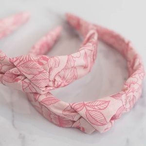 The Tiny Tassel headband